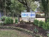 “Spivey’s Korner” Ocean Views, Easy Steps to quiet sandy Beach - secure WiFi Отели в г. Индиан Бич