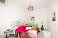 Villa Laura, amazing breakfast, private outdoor hot tub, Positano, Amalfi coast