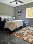 Remodel Spacious -vaulted 1100 sqft two blocks from slopes-w/d in unit. Hotels in 