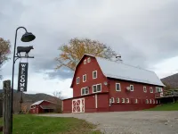 Cow Barn converted into a beautiful spacious home. Hotels in Mount Tabor