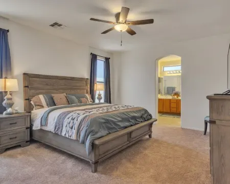 Beautiful Bungalow in Award Winning Resort Style Gated Sun Lakes community Hotels in Sun Lakes