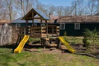 Charming Cottage by the Lake❤️ Hotels in Tolland County