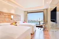 Courtyard by Marriott Bengaluru Hebbal マニャタ・テック・パーク周辺のホテル