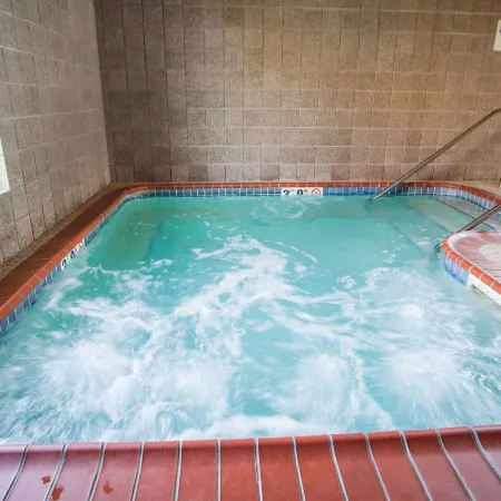 Quality Inn Bolingbrook I-55