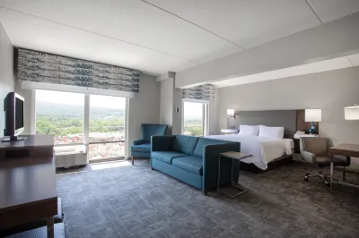 Hampton Inn Bedford Hotels in Bedford Township
