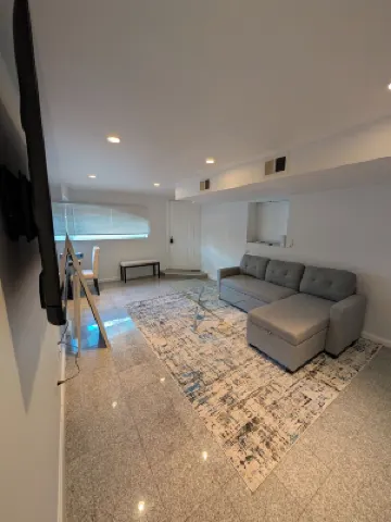 Comfy 2-bedroom apartment with AC, WiFi in Oak Park Hôtels à : 