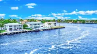 Waterfront Gem! Heated Pool+HotTub! Close 2 Beach!