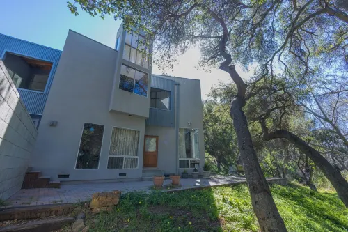 The Butterfly House- Malibu Hillside Retreat Under the Stars - 3-Star