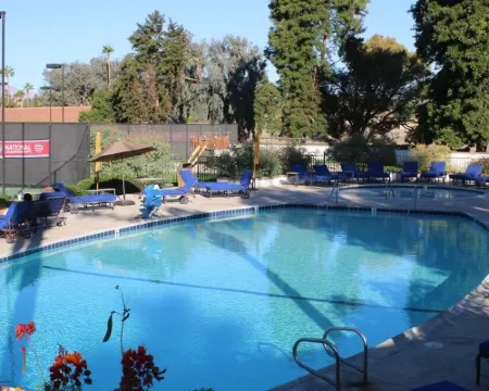 Luxury Golf Course 3 Bedroom Condo in Rancho Las Palmas Resort 蘭喬米拉日酒店