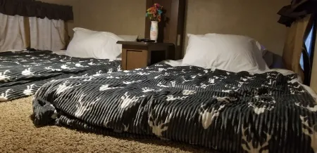 Start your next adventure  with Pine Creek Villas : Birds Nest Retreat!