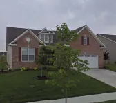 Cozy Eagle Creek retreat