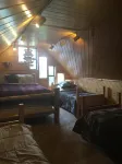 6 bedroom 2.5 bath right in the center of Island park Village. Hotel dekat Pinecone Playhouse at Mack's Inn Resort