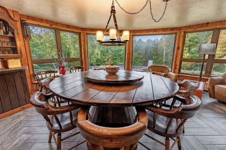 Private Getaway 10 Mins From Hunter & Windham Mountain