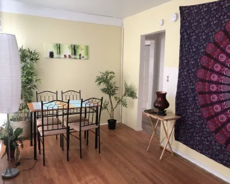 Modern-Bohemian quarters - King Bed-Washer/Dryer โรงแรมในสเกเนคตาดี