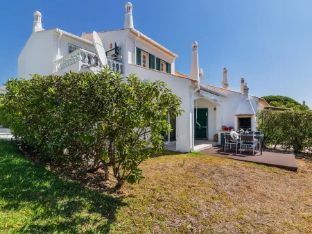 Roberts Отели рядом с достопримечательностью «Pine Cliffs Golf Course»