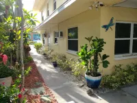 Beachfront Cottages (Gulf) at Beautiful Sandy Shores on Gulf of Mexico