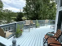 Lakehouse Paradise w/ Hot Tub Near Cascade Mountain Hotels in Packwaukee