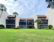 Ground Floor - Delightful and Totally Divine - Free Netflix, WI-FI, Chromcast