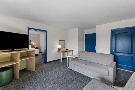 Spark by Hilton Glendale Phoenix North