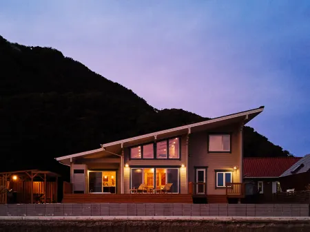 &Sun Hung Five Отели в г. Минамибосо