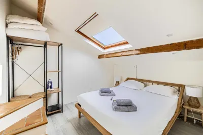 Charming Apartment Heart of Suquet Neighborhood Hotels in Palais des Festivals - Old Port