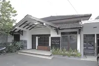 RedDoorz @ Soekarno Hatta 2 Hotels in Lowokwaru