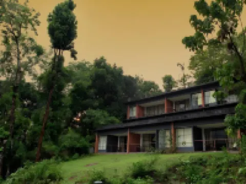 Rainforest Hotels in Pariyaram
