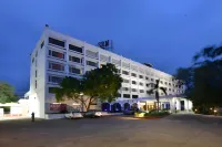 SRM 호텔 Pv Ltd 트리치 미팅 공원 주변 호텔