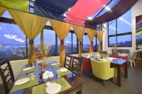 Paragon Hotel and Suites