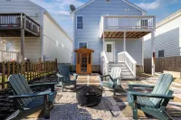 Stylish retreat in charming Richmond with Private Sauna and other modern touches Hotels near Main Street Station