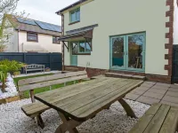 Oceanside | Sleeps 6 |Walk to Beach & Stylish Hotele w: Croyde