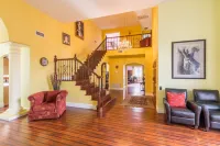 Luxury 5BR designer home w/ private pool, newly renovated in Aug23