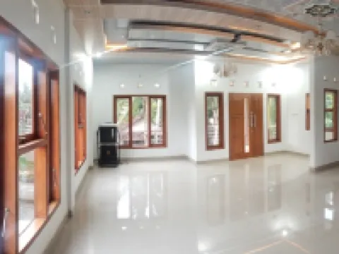 Griya Delvin Hotéis em Temon