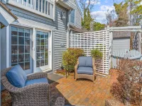 Maushop Village, 2-Bedroom, 1.5 Baths, Sleeps 4,  A/C, Patios & Private Beach マッシュピーのホテル