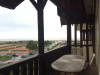 Center of Deauville, spacious Duplex with sea view