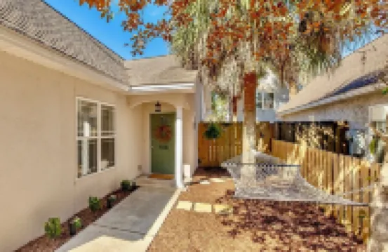 Charming Coastal Cottage on St. Simons Island