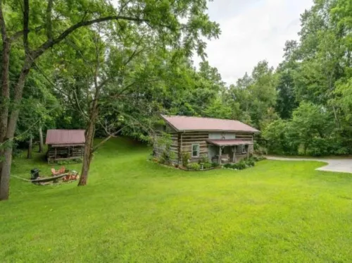 "Timber Lodge", Rustic 4BR Log Cabin + Guesthouse