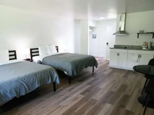 The Lagrange Inn & Extended Stay