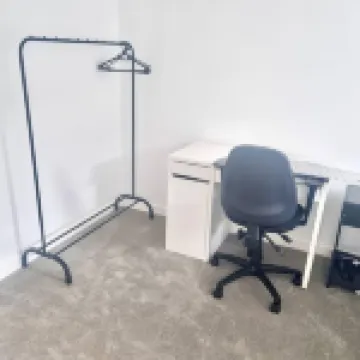 可睡4人的中央套房 - 城市景觀和停車位