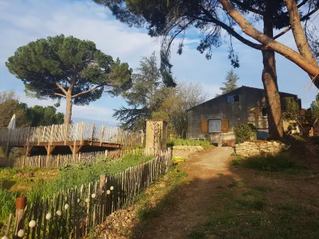 Mas des Ballats Отели в г. Коркон