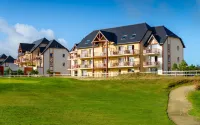 Lagrange Vacances Cap Green - Pools