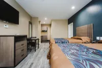 Budget Host Inn & Suites - 2-Star