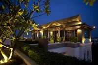 Suvarnabhumi Suite Hotel Hotels near KMITL Faculty of Agricultural Technology