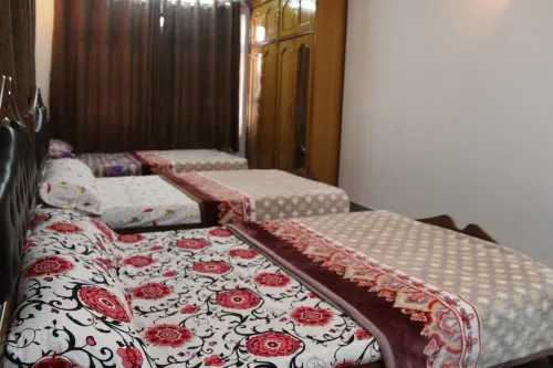 Great Nepal Bed & Breakfast - Bed and Breakfasts