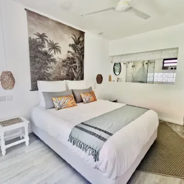 The Good Life Mauritius Hotels near Gabriel Island,Flat Island&Gunner's Quoin
