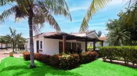 Las Veraneras Villas & Resort Hotel a 