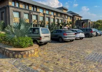 Pushkara Resort and Spa - parking