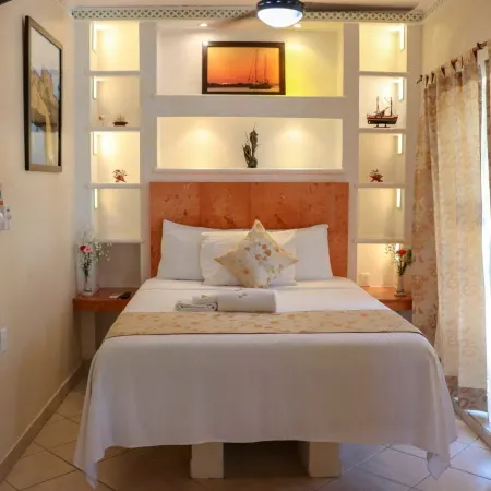Hotel & Restaurant Bucaneros, Isla Mujeres Hotels in Isla Mujeres