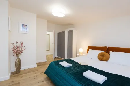 ShortStayPoland Żelazna (B146) Отели рядом с достопримечательностью «Литературный музей имени Адама Мицкевича»