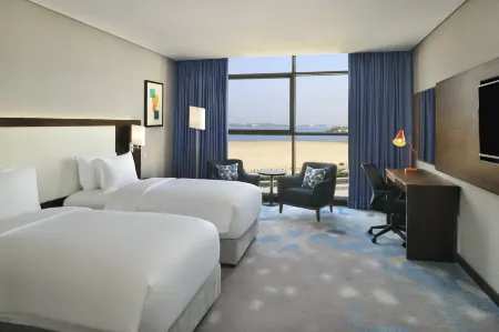 Holiday Inn Jeddah Corniche